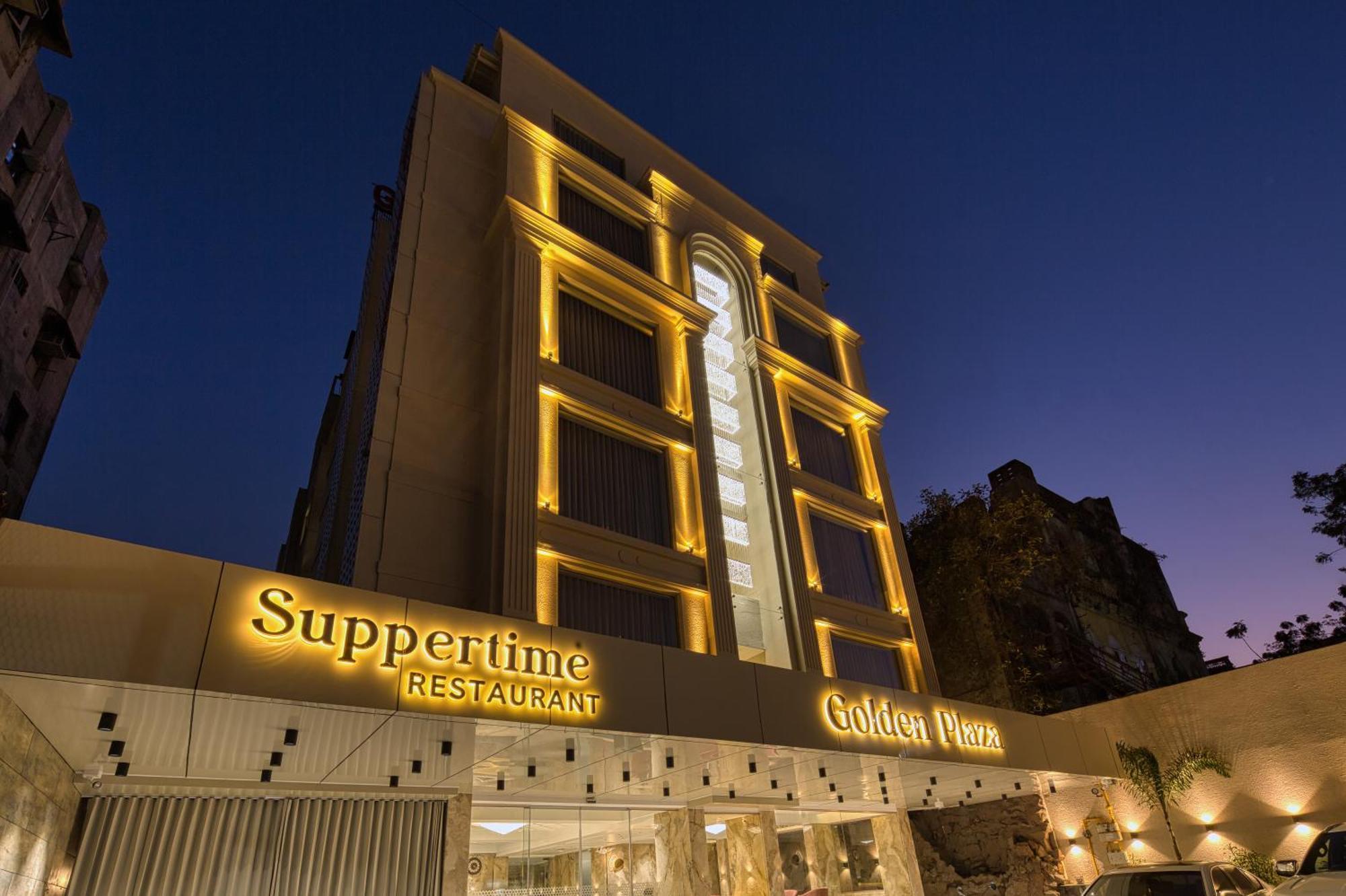 Golden Plaza Hotel Ahmedabad Exterior foto